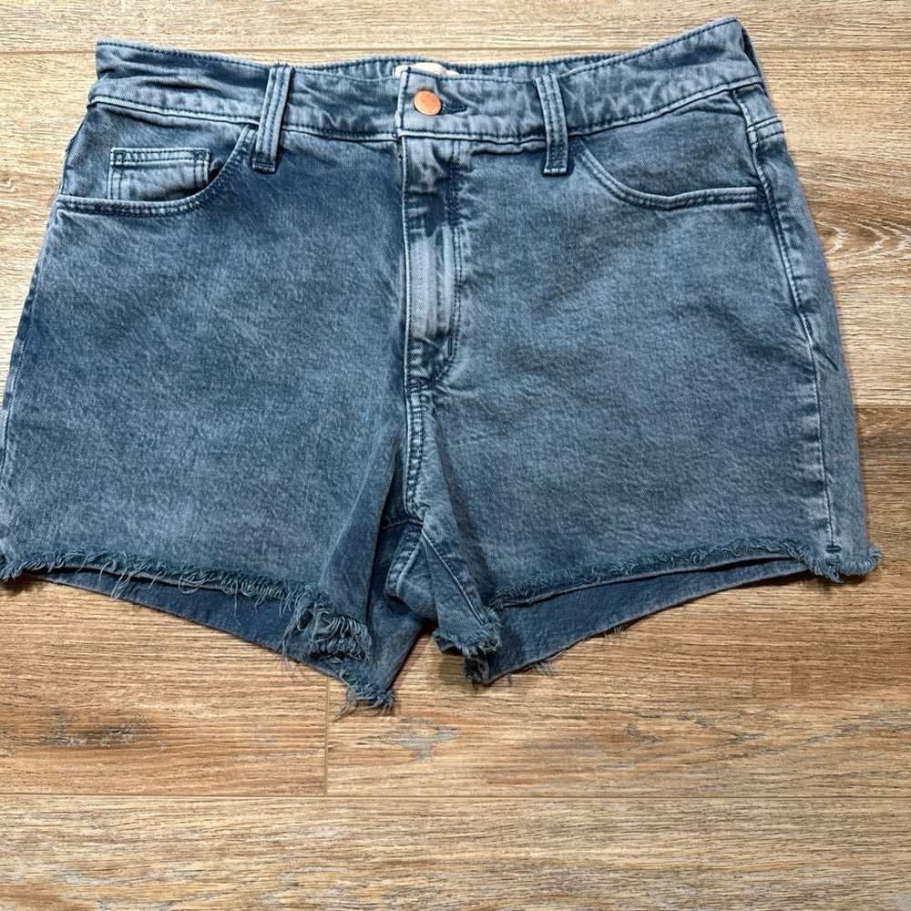 Universal Thread Women's Washed Black Jean Shorts